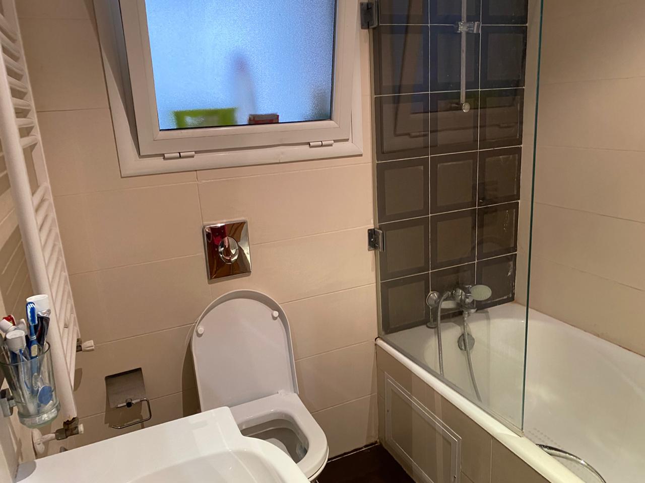Cite El Khadra&nbsp;Zone urbaine nord&nbsp;Location&nbsp;Appart. 3 pi�ces&nbsp;Appartement semi meubl�