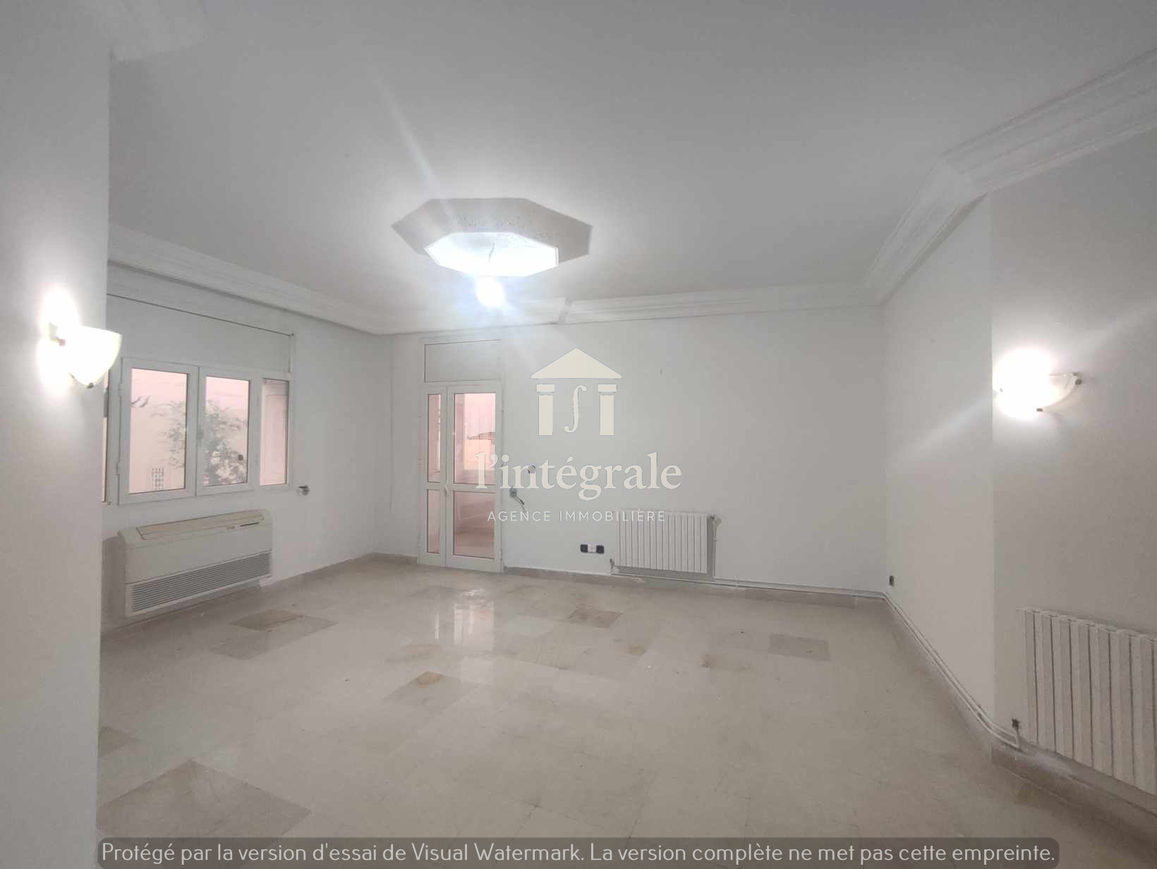 Ariana Ville&nbsp;Cite Ennasr 2&nbsp;Location&nbsp;Maisons&nbsp;Grand �tage s3 avec garage