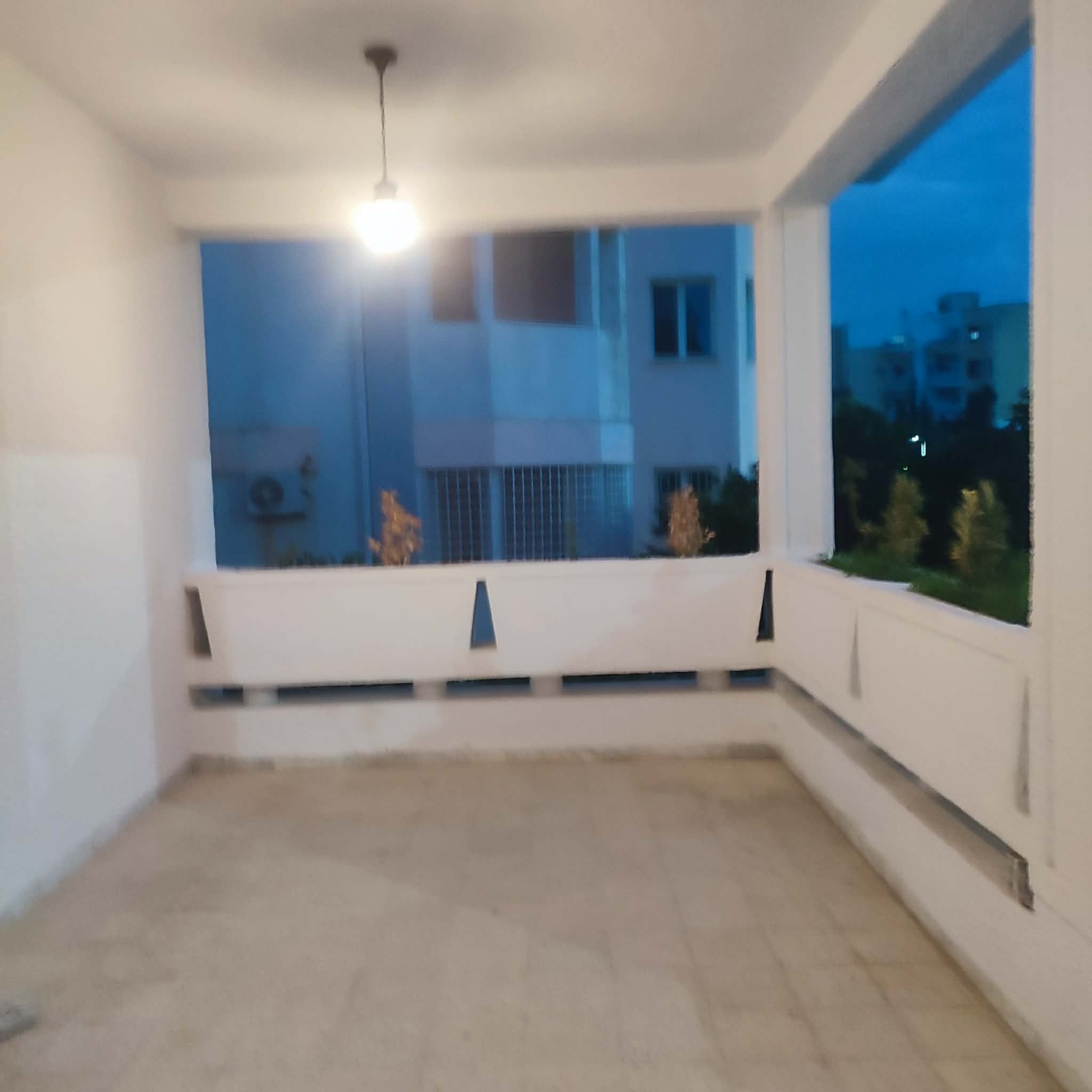 Ariana Ville&nbsp;El Menzah 7&nbsp;Location&nbsp;Maisons&nbsp;Grand rez de chauss�e avec terrasse