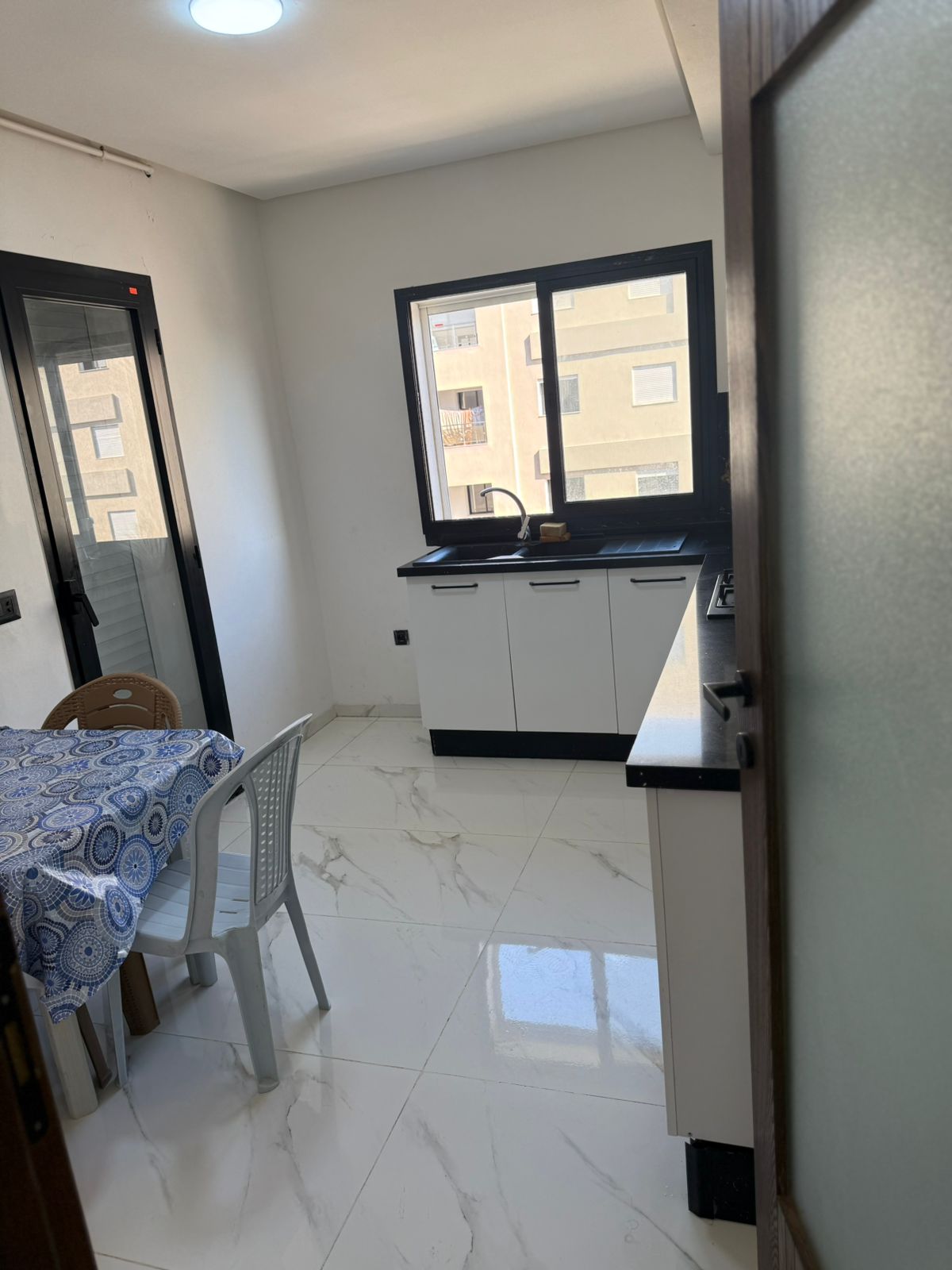 La Marsa&nbsp;El Aouina&nbsp;Location vacances&nbsp;Appart. 2 pi�ces&nbsp;S2 meubl� cite wahat par jour
