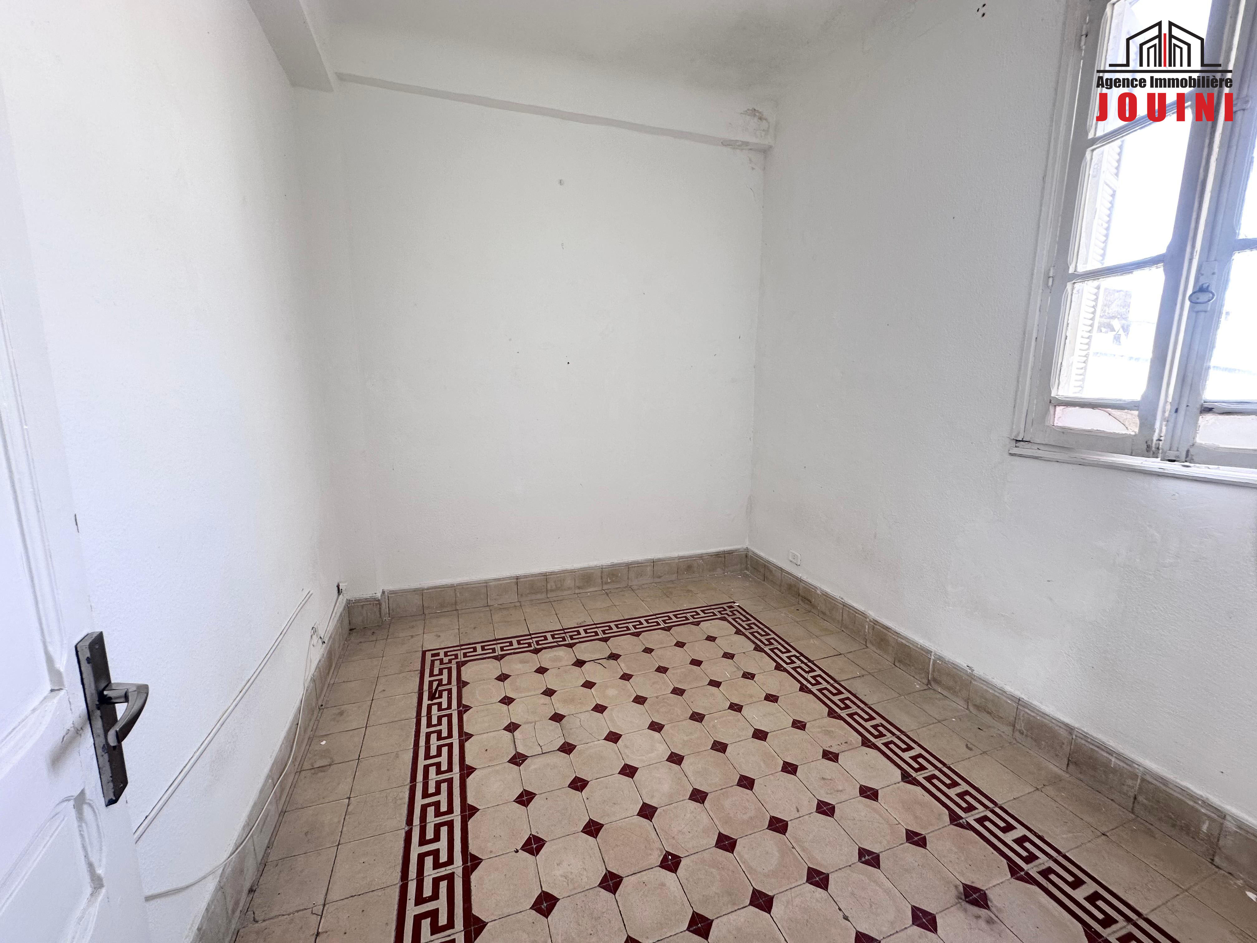 Bab Bhar&nbsp;Bab Bhar&nbsp;Vente&nbsp;Appart. 3 pi�ces&nbsp;Appartement s2 au centre ville de tunis