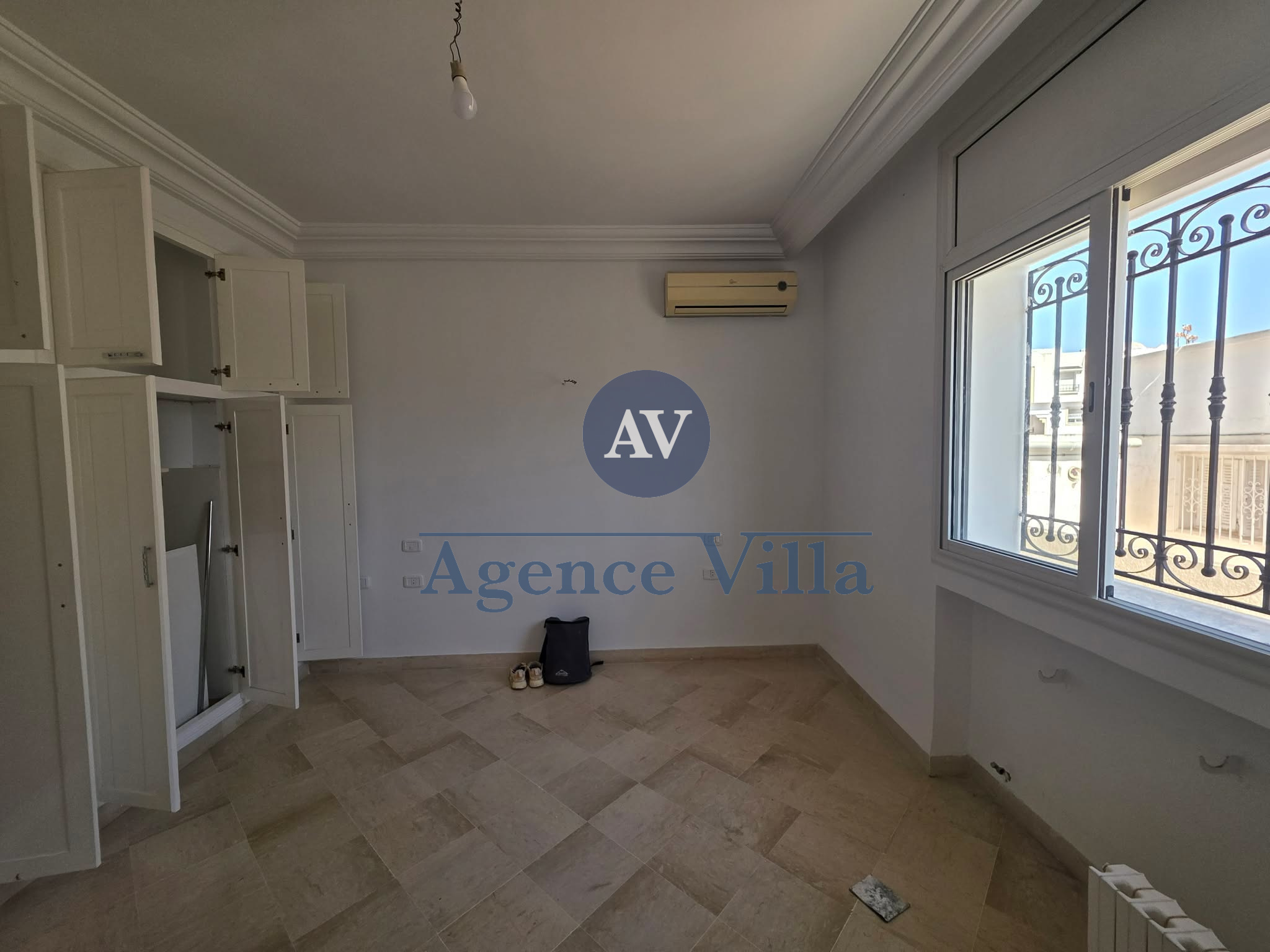 La Marsa&nbsp;El Aouina&nbsp;Location&nbsp;Appart. 4 pi�ces&nbsp;Rdc s3 � l'aouina