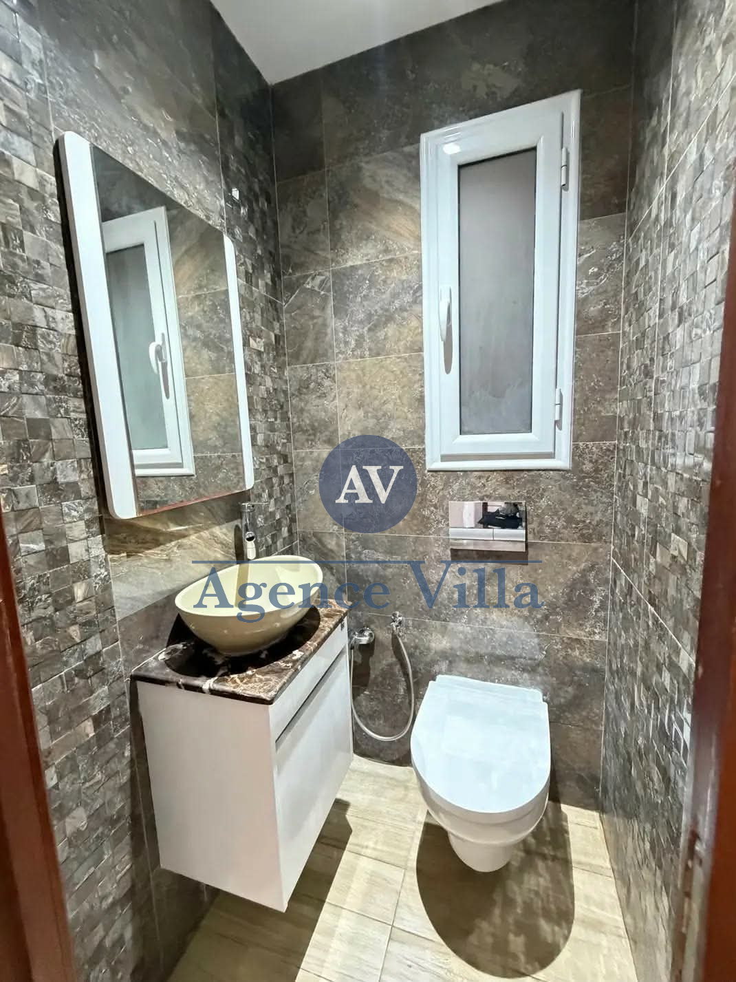 Ain Zaghouan&nbsp;Ain Zaghouan&nbsp;Location&nbsp;Maisons&nbsp;Une spacieuse villa s6 � ain zaghouan