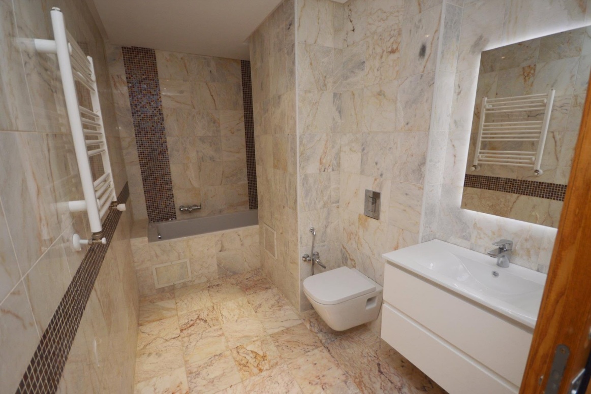 La Soukra&nbsp;Borj Louzir&nbsp;Location&nbsp;Appart. 4 pi�ces&nbsp;Appt s3 ht stding place parking rce onyx la soukra
