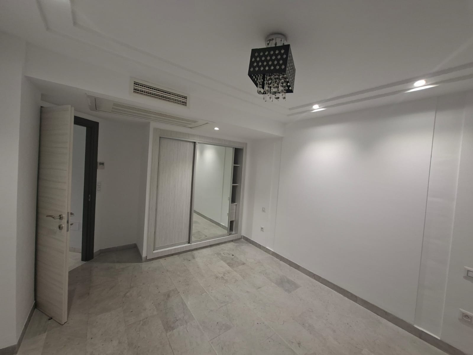 Ariana Ville&nbsp;Cite Ennasr 2&nbsp;Location&nbsp;Appart. 3 pi�ces&nbsp;Appart s2 � ennaser 2
