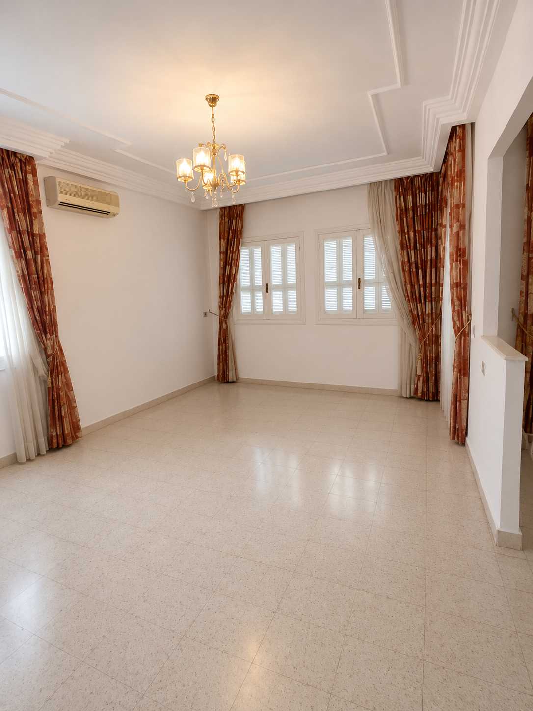 Ariana Ville&nbsp;El Menzah 6&nbsp;Vente&nbsp;Maisons&nbsp;Villa � menzah 6 cot� monoprix et cit� jamil