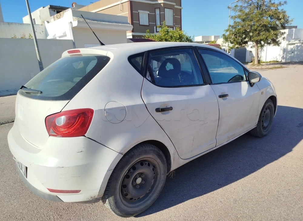 Raoued&nbsp;Cite Ennkhilet&nbsp;Seat&nbsp;Ibiza&nbsp;Seat ibiza