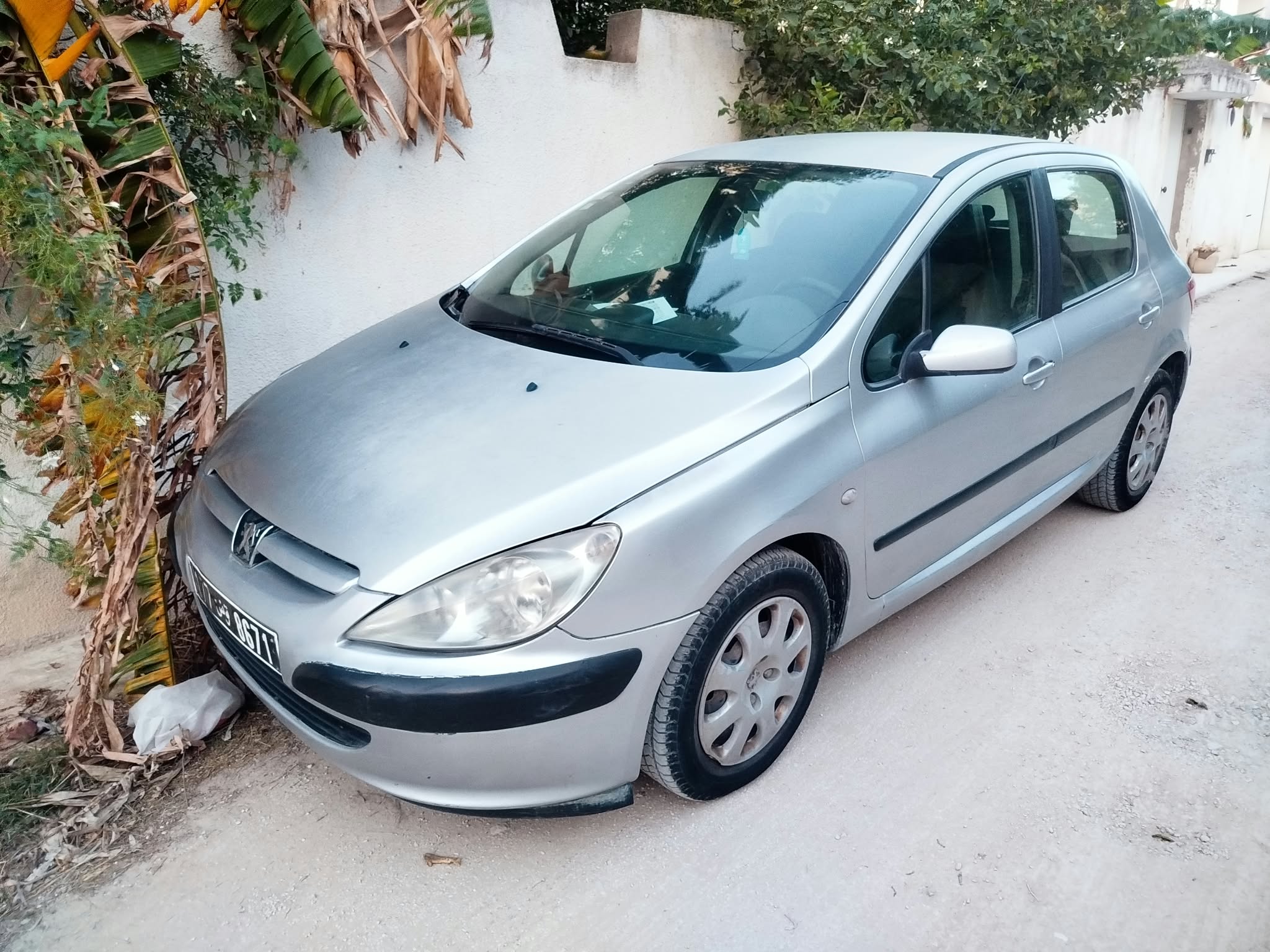 La Soukra&nbsp;La Soukra&nbsp;Peugeot&nbsp;307&nbsp;307 diesel 5 cv premiere main