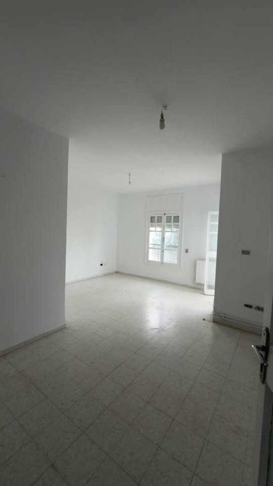 Ariana Ville&nbsp;Cite Ennasr 2&nbsp;Vente&nbsp;Appart. 3 pi�ces&nbsp;Joli appartement s3 � ennasr 2