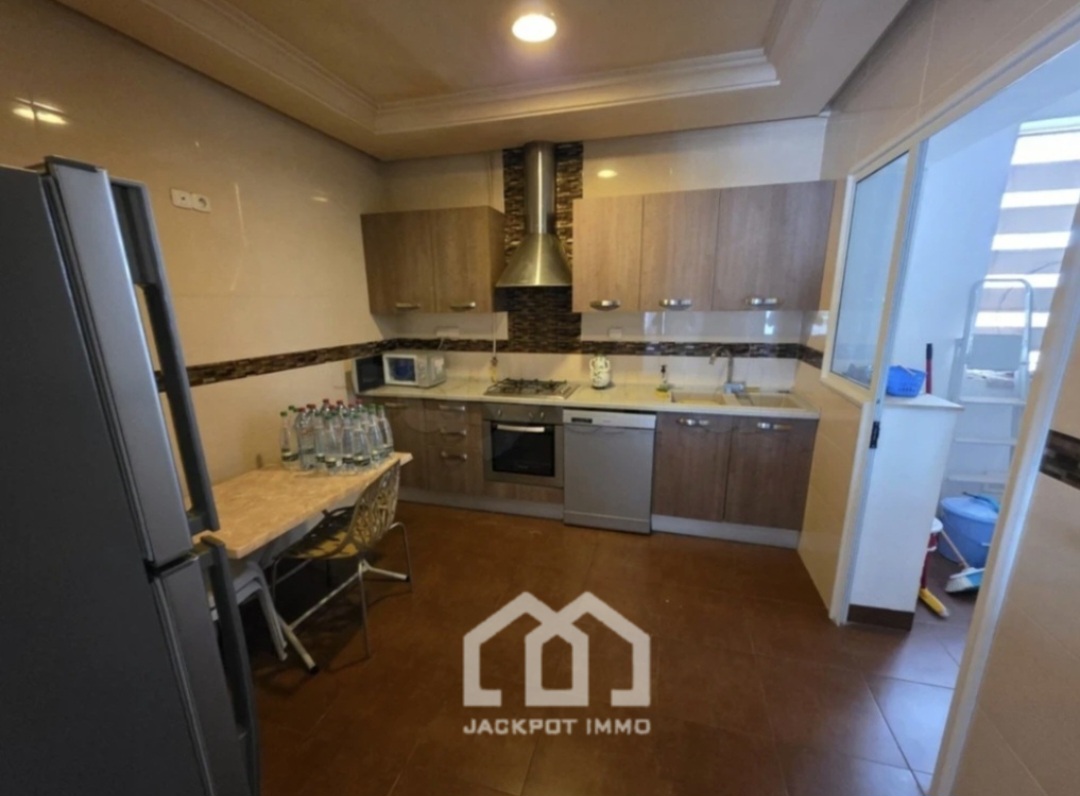 Ariana Ville&nbsp;Cite Ennasr 2&nbsp;Location&nbsp;Appart. 4 pi�ces&nbsp;Appartement s plus 3 hs � ennasr 2
