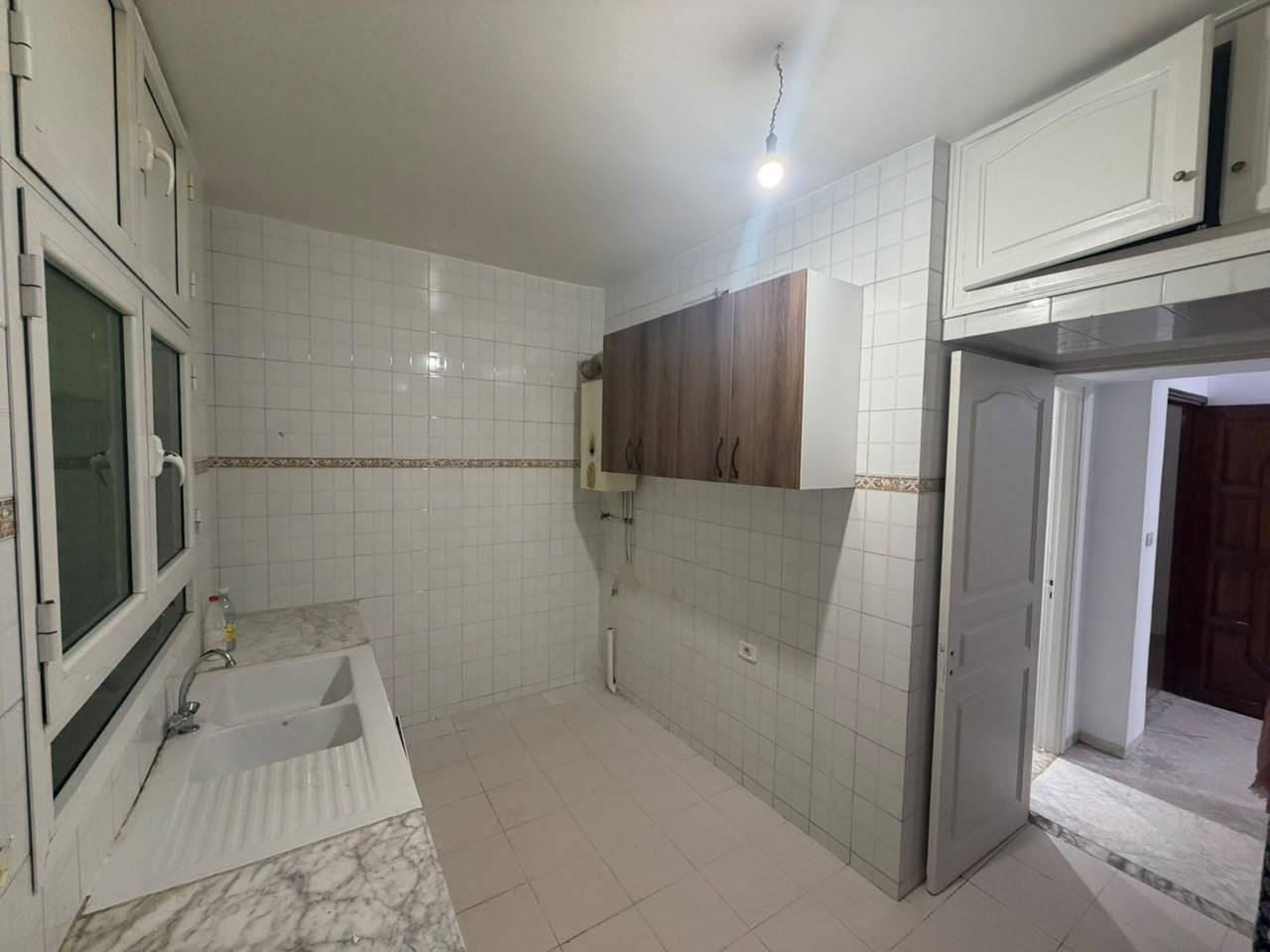 La Soukra&nbsp;Borj Louzir&nbsp;Location&nbsp;Appart. 3 pi�ces&nbsp;Bel appart � borj louzir
