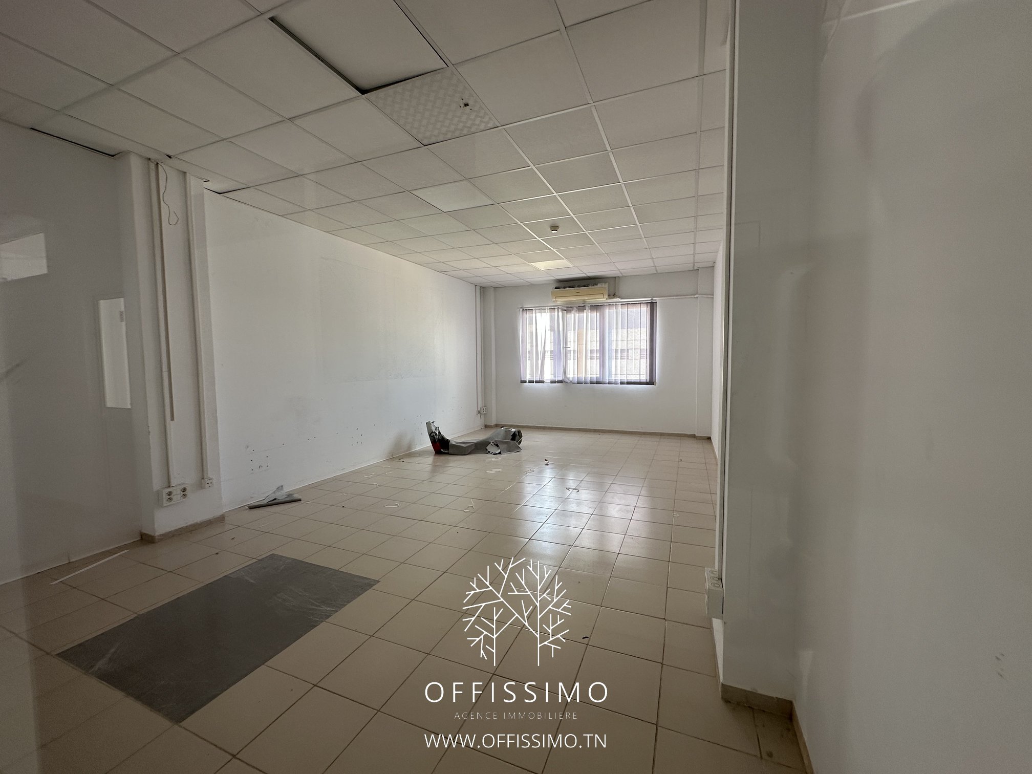 La Marsa&nbsp;Berge Du Lac&nbsp;Bureaux & Commerces&nbsp;Bureau&nbsp;Bureau disponible 4 pi�ces au lac 2