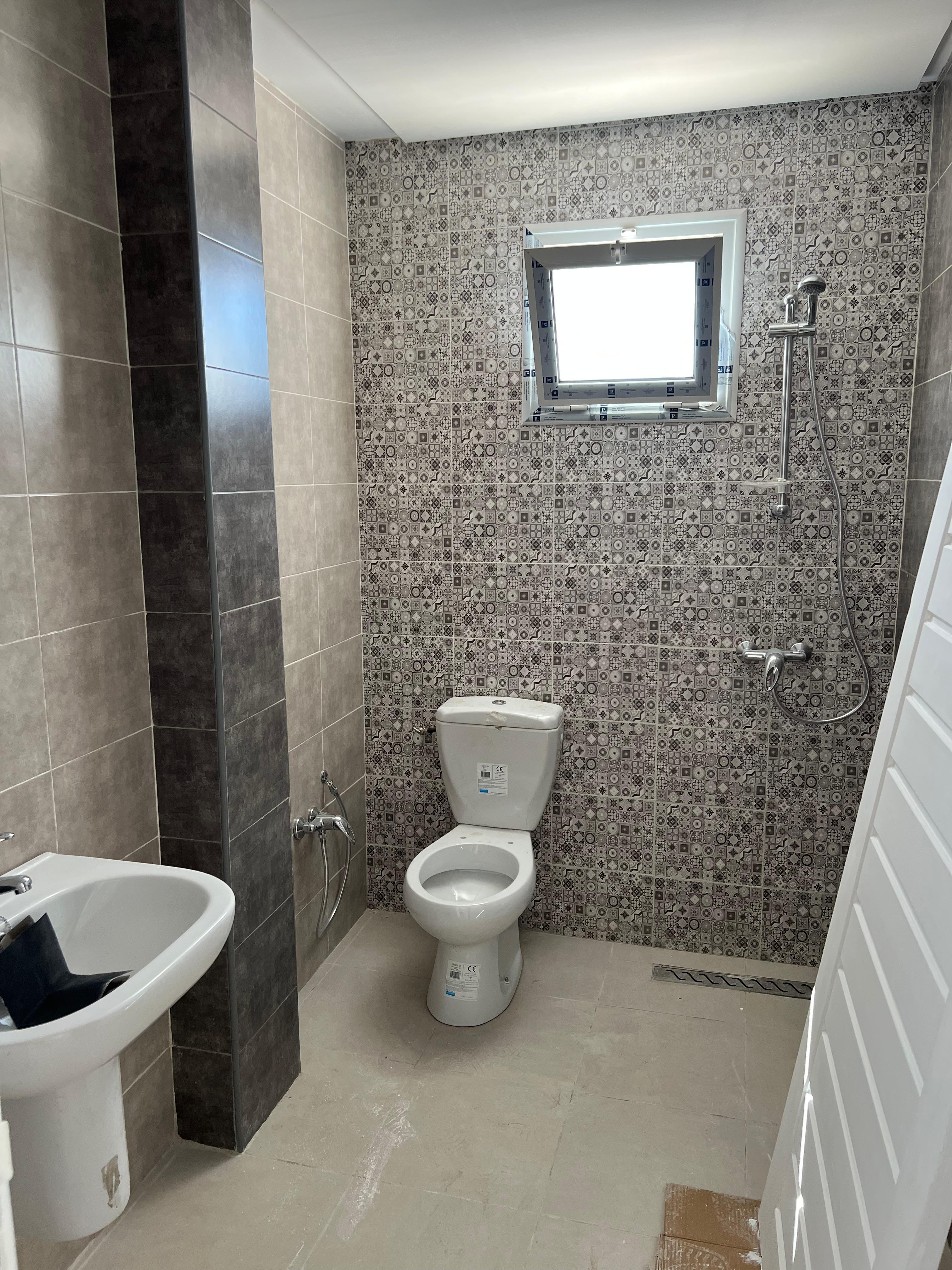 Le Bardo&nbsp;Khaznadar&nbsp;Location&nbsp;Appart. 2 pi�ces&nbsp;Appartement s 1 neuf de 70 m avec balcon