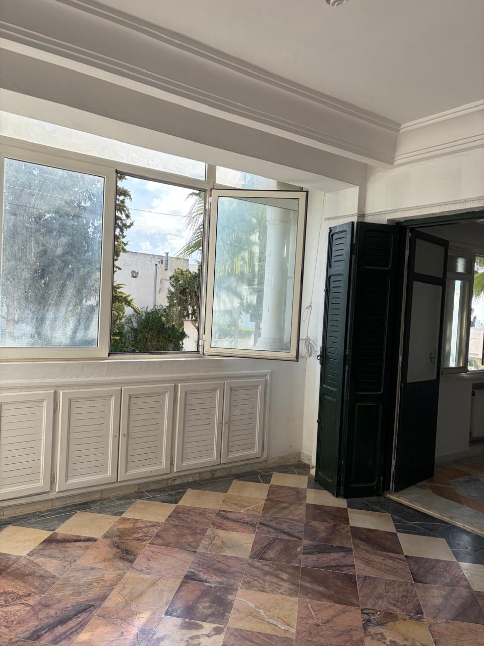 Ariana Ville&nbsp;El Menzah 8&nbsp;Location&nbsp;Appart. 4 pi�ces&nbsp;Appartement  el menzah 8