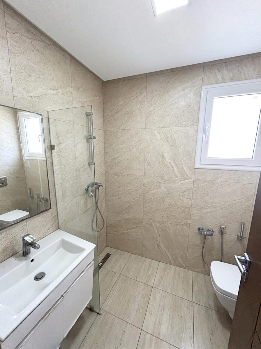 Mnihla&nbsp;Jardins d'el Menzah&nbsp;Location&nbsp;Appart. 2 pi�ces&nbsp;Joli splus1 haut standing
