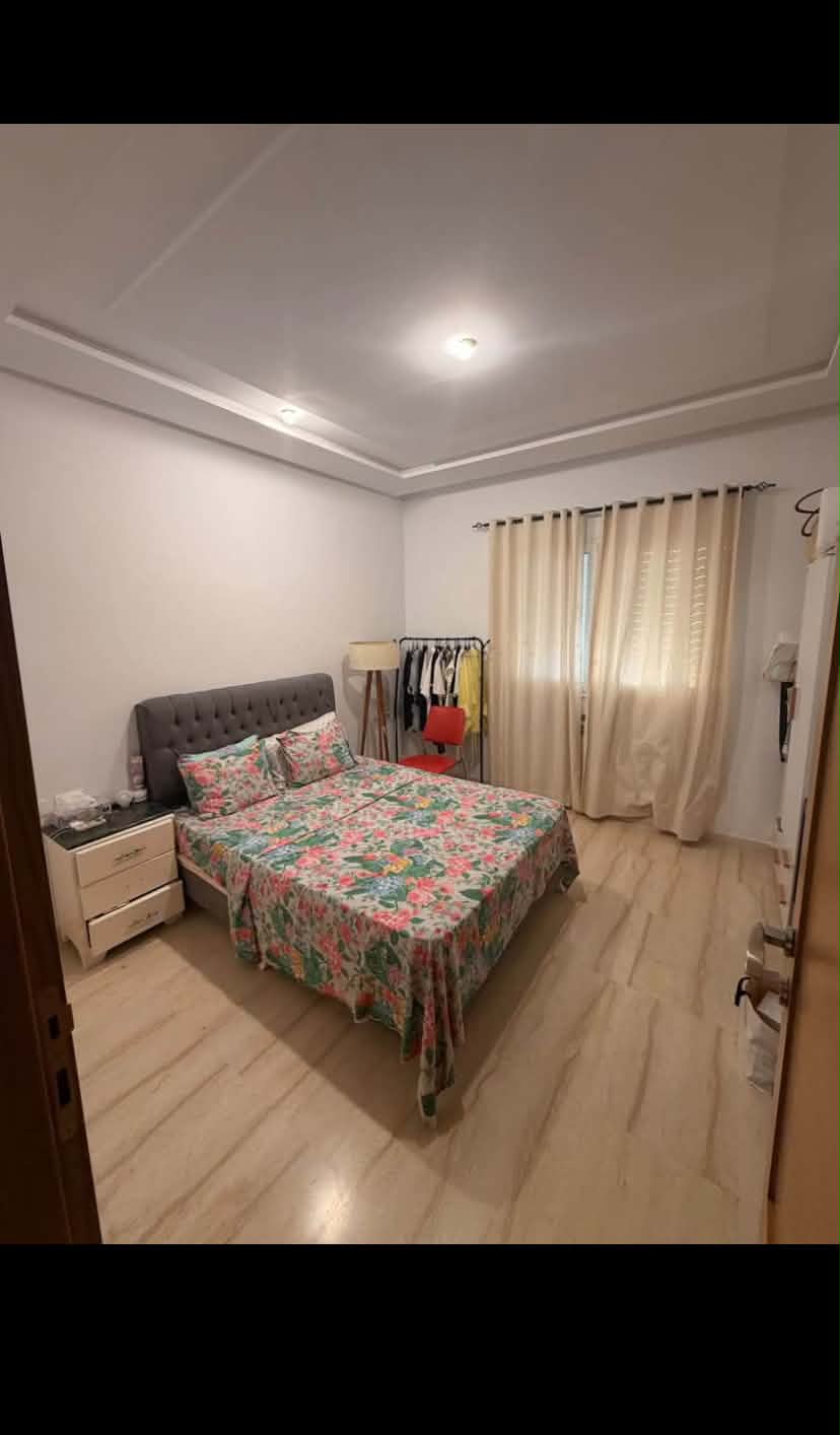 La Marsa&nbsp;Cite Bhar Lazreg&nbsp;Location&nbsp;Appart. 1 pi�ce&nbsp;S plus 1 propre avec ppss