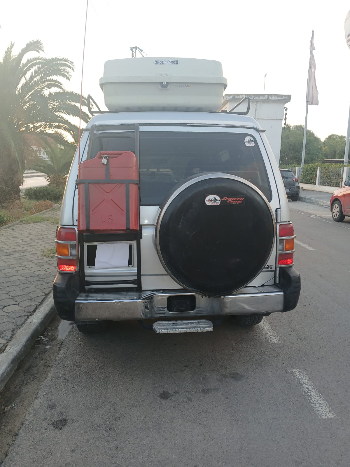 El Menzah&nbsp;Cite El Mahrajene&nbsp;Mitsubishi&nbsp;Pajero&nbsp;Mitsubishi pajero