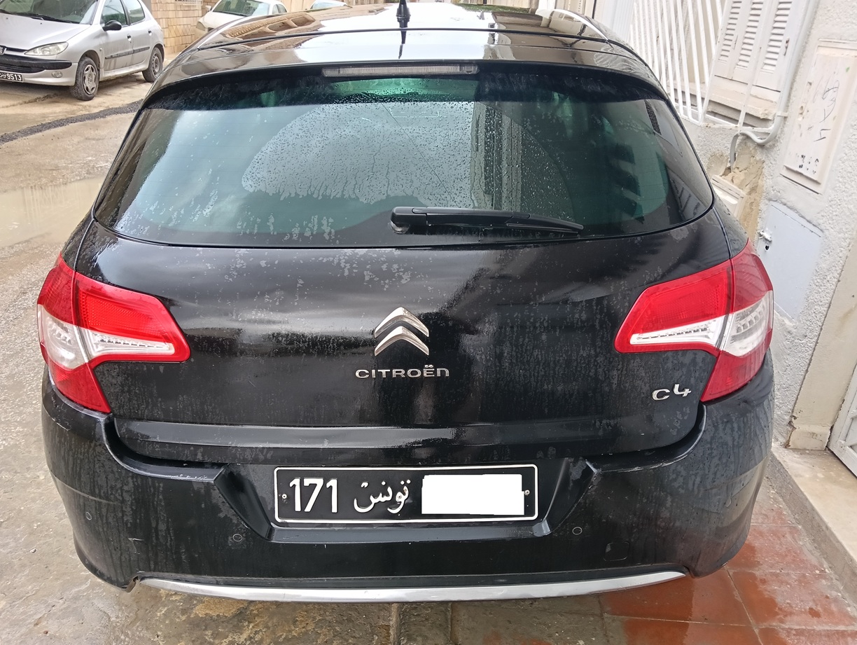 La Soukra&nbsp;Borj Louzir&nbsp;Citroen&nbsp;C4&nbsp;Citroen c4 essence 6 cv serie 171